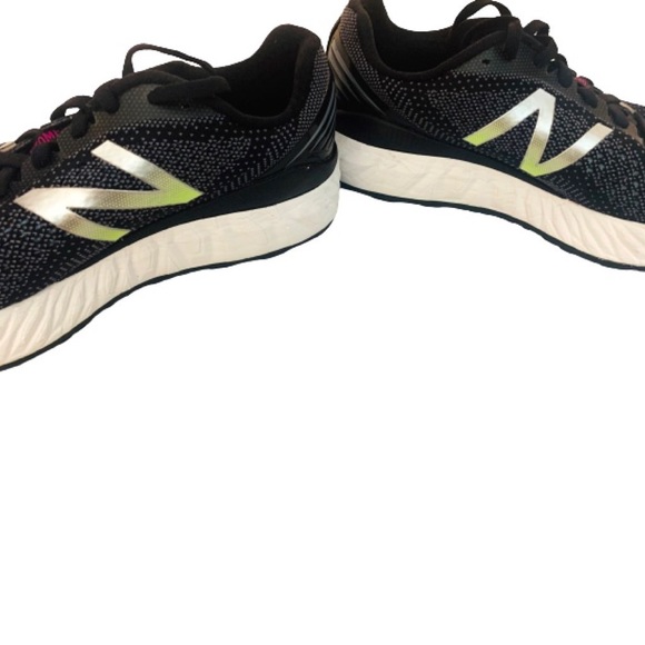 New Balance Vongo 2 Fresh Foam Running Shoes - Picture 11 of 11